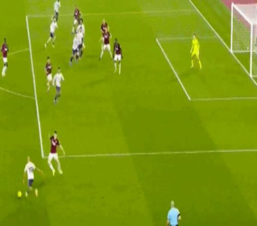 罗伯逊赛季,表现耀眼,战领先,开云体育,开云体育官网,开云体育app,开云体育平台,KAIYUN,SPORTS,kaiyun登录入口